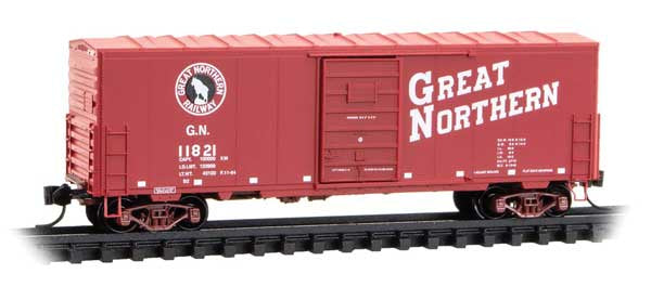 Micro-Trains 024 00 590 N 40' Single-Door Boxcar No Roofwalk - Ready to Run -- Great Northern #11821 (red, white, black, Rocky Logo)