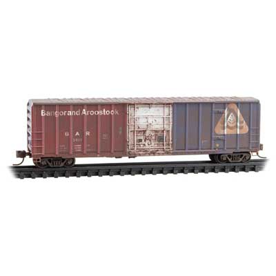 Micro-Trains 489-2744470 50' Rib-Side Plug-Door Boxcar No Roofwalk - Ready to Run -- Bangor & Aroostook #5961 (Weathered, red, white, blue) - 489-2744470