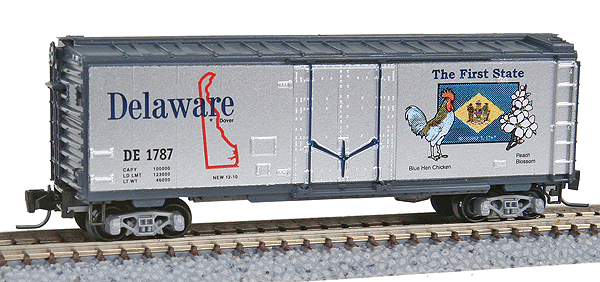 Micro-Trains 50-State Car Series - 40' Plug-Door Boxcar -- Delaware #1787 (#30 in Series; silver, blue) - 489-50200530