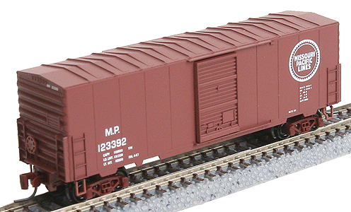 Micro-Trains Pullman-Standard 40' Boxcar with Youngstown Door -- Missouri Pacific #123392 (brown, white) - 489-50300031