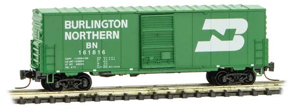Micro-Trains 40' Single-Door Boxcar No Roofwalk - Ready to Run -- Burlington Northern 161816 (Cascade Green, white, Large Logo) - 489-50300202