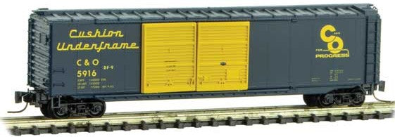 Micro-Trains Z 50' Std Box C&O #5916 - 489-50600391
