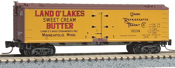 Micro-Trains 40' Wood Reefer - Ready to Run -- Union Refrigerator Transit #10134 (yellow, brown, Land O' Lakes Butter Logo) - 489-51800022