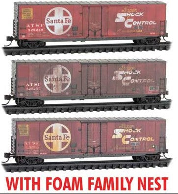 Micro-Trains 50' Boxcar w/8' Plug Door, No Roofwalk, Short Ladders 3-Pack - Ready to Run -- Santa Fe #525249, 525255, 525268 (Weathered, red, black, Foam Nest) - 489-99305023