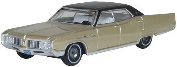Oxford Diecast HO 1968 Buick Electra 225 - Assembled -- Ivory Gold Mist, Black