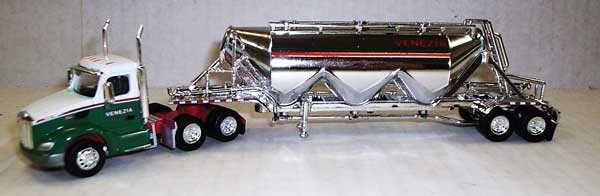 Trucks n stuff Peterbilt 579 Day Cab Tractor w/Pneumatic Bulk Trailer - Assembled -- Venezia (green, white, chrome) - 734-SPEC007