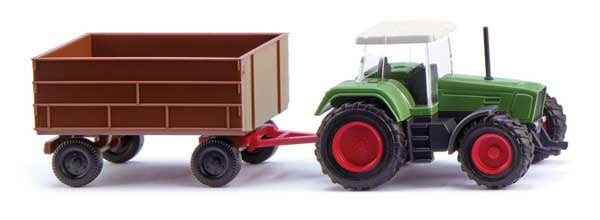 Wiking HO Fendt Favorit Farm Tractor with Trailer - Assembled -- Green, Red, Brown