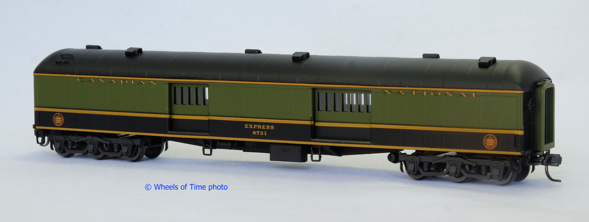 Wheels of Time N Scale Class BE-73-C 70' Baggage-Express w/Arched Roof - Ready to Run -- Canadian National #8731 (green, black, Maple Leaf Logo)