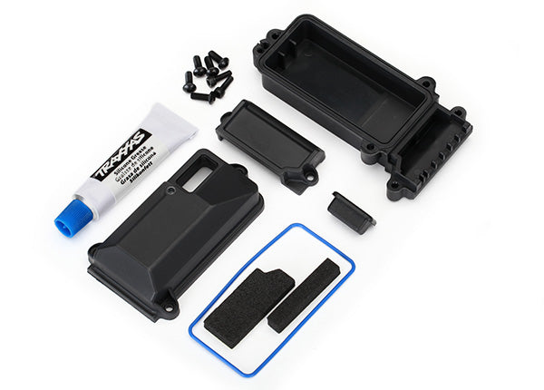 Traxxas 8224 Box , receiver (sealed) / wire cover / foam pads / silicone grease / 3x8 BCS (5) / 2.5x8 CS (2) - TRA8224