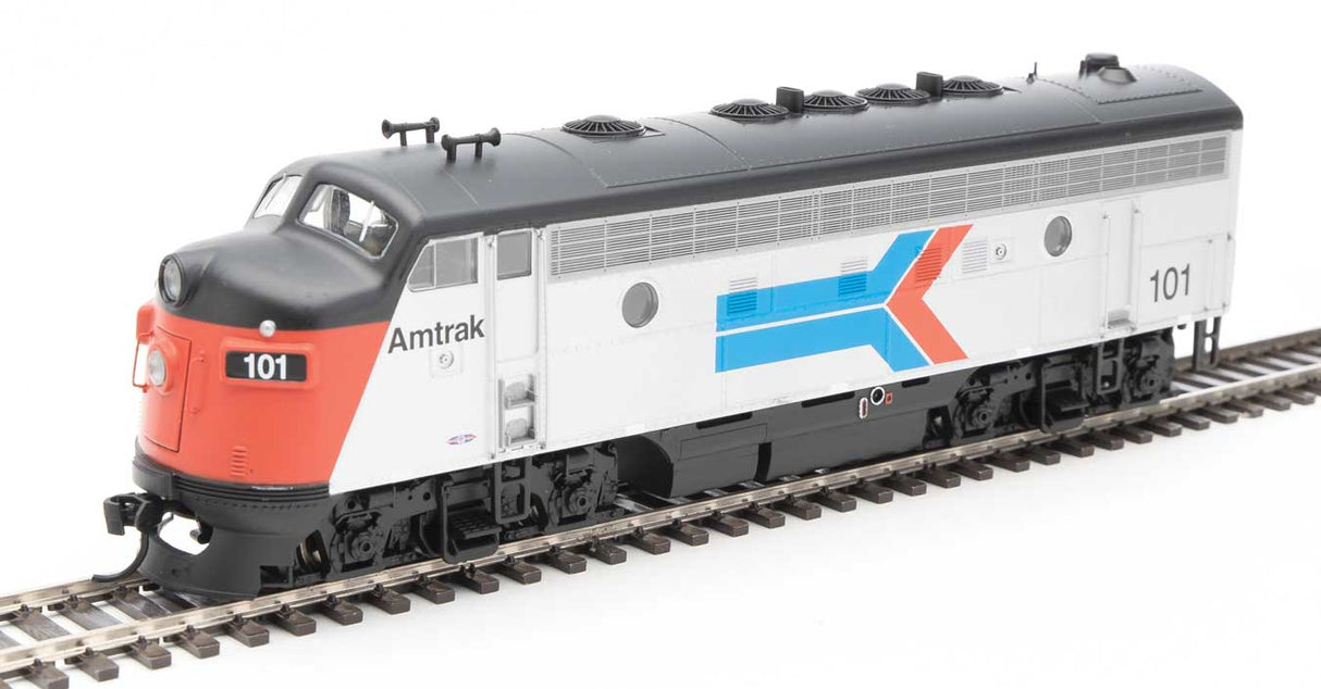 Walthers Mainline EMD F7 A - ESU Sound and DCC -- Amtrak(R) #101 (Phase I silver, red, blue, black) - 910-19958