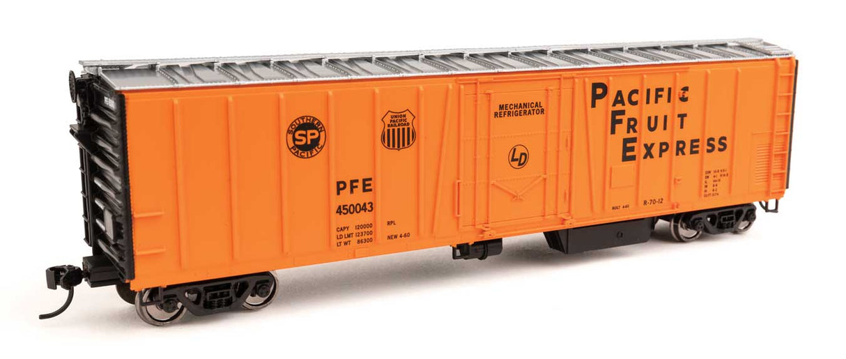 WalthersMainline HO 50' AAR Mechanical Refrigerator Car - Ready-to-Run -- Pacific Fruit Express(TM) #450043