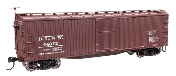 WalthersMainline HO 40' Double Sheathed Wood Boxcar - Ready to Run -- Delaware, Lackawanna & Western #44072