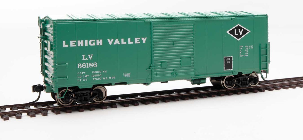 Walthers Mainline 40' ACF Modernized Welded Boxcar w/8' Youngstown Door - Ready to Run -- Lehigh Valley #66186 - 910-45010