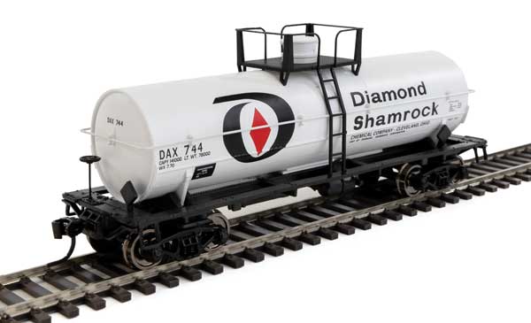Walthers Mainline 36' Chemical Tank Car - Ready to Run -- Diamond Shamrock DAX #744 - 910-48006