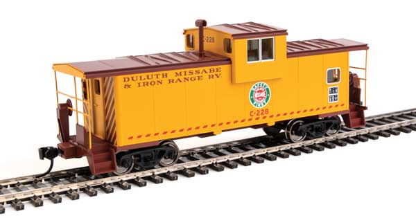 Walthers Mainline International Extended Wide-Vision Caboose - Ready to Run -- Duluth, Missabe & Iron Range #C-228 - 910-8715