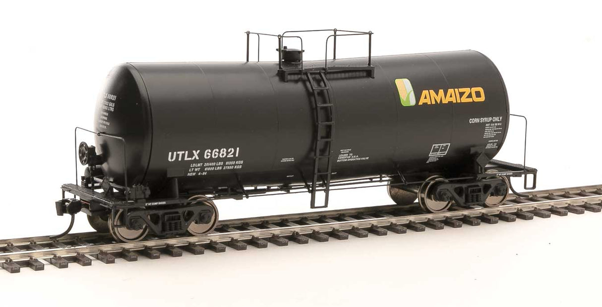 WalthersProto 40' UTLX 16,000-Gallon Funnel-Flow Tank Car - Ready to Run -- Amaizo UTLX #66821 - 920-100158