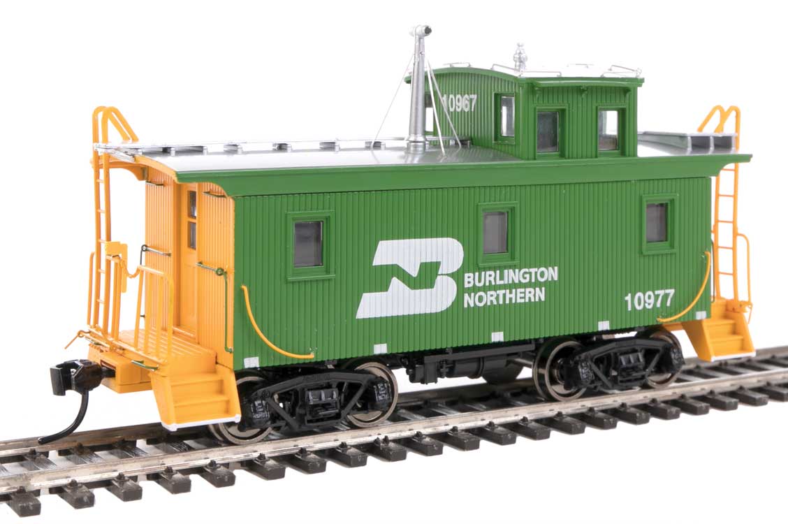 WalthersProto DM&IR Class G2 Wood Caboose - Ready to Run -- Burlington Northern #10977 - 920-103458