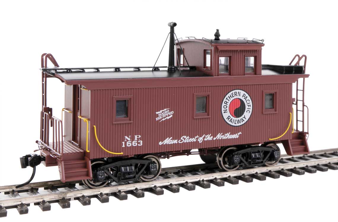 WalthersProto DM&IR Class G2 Wood Caboose - Ready to Run -- Northern Pacific #1663 - 920-103467