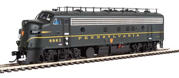 WalthersProto EMD FP7 LokSound 5 Sound and DCC -- Pennsylvania Railroad 9861A (Brunswick Green, single Dulux Gold stripe) - 920-42518