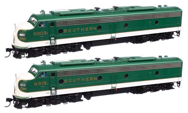 WalthersProto EMD E8 A-A - Standard DC -- Southern #6903 & 6915