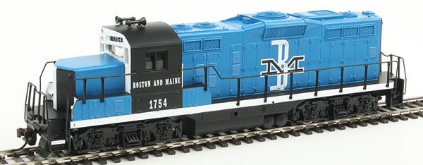 Walthers Trainline HO EMD GP9M - Standard DC -- Boston & Maine #1754 (blue, black, white)