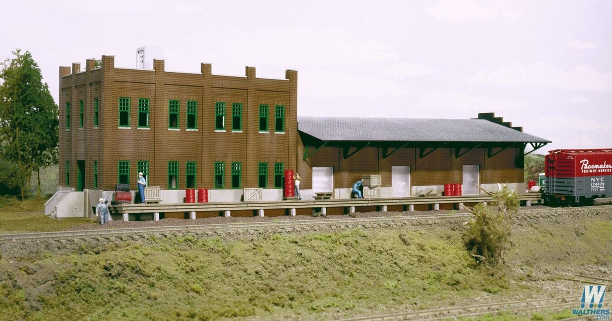 Walthers Cornerstone Water Street Freight Terminal -- N Scale Kit