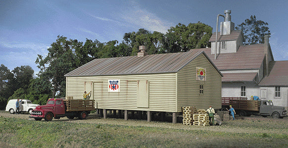 Walthers Cornerstone Co-Operative Storage Shed on Pilings -- Kit - 4-1/4 x 2-3/4 x 2-1/4" 10.6 x 6.8 x 5.6cm - 933-3230