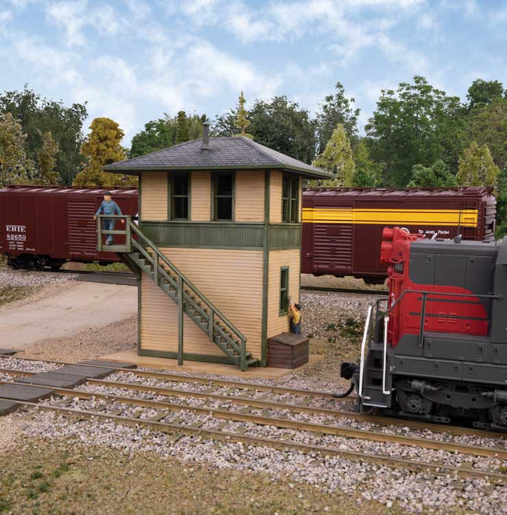 Walthers Cornerstone HO Trackside Signal Tower -- Kit
