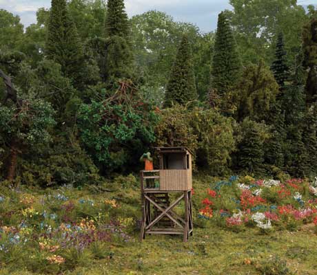 Elevated Deer Stand -- Laser-Cut Wood Kit - 1-1/8 x 1-1/8 x 1-3/4" 3 x 3 x 4.5cm