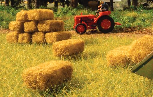 Walthers SceneMaster HO Square Hay Bales -- pkg(36)