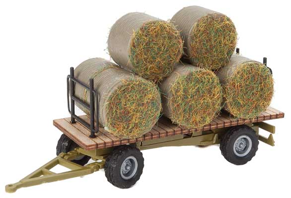 Walthers SceneMaster Hay Trailer with Load -- Kit