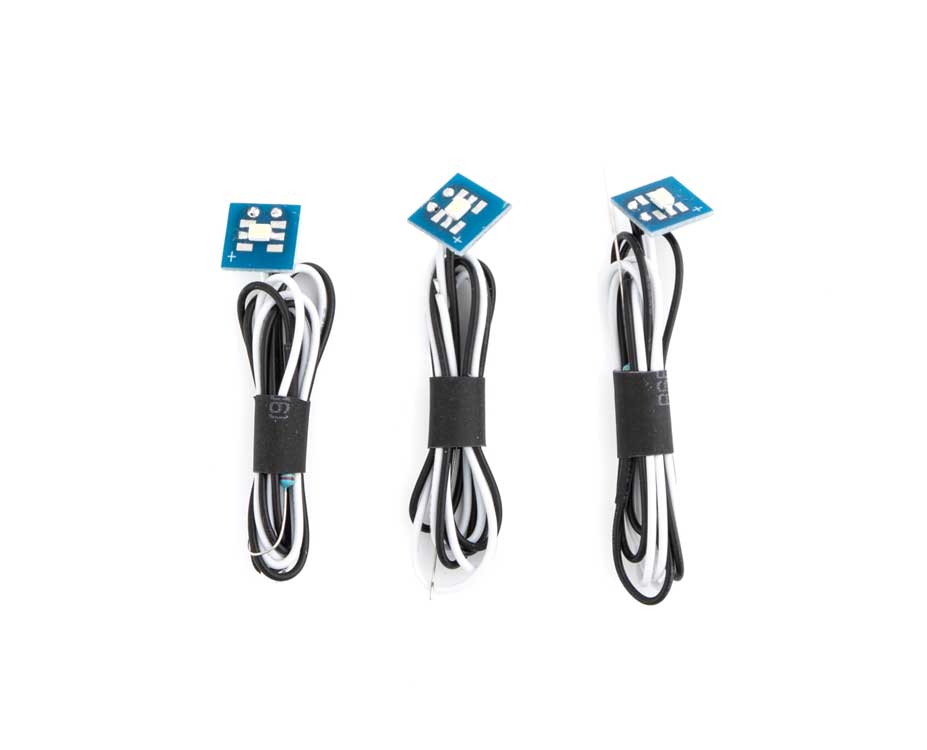 Walthers SceneMaster LED Small Building Light 3-Pack -- Natural White