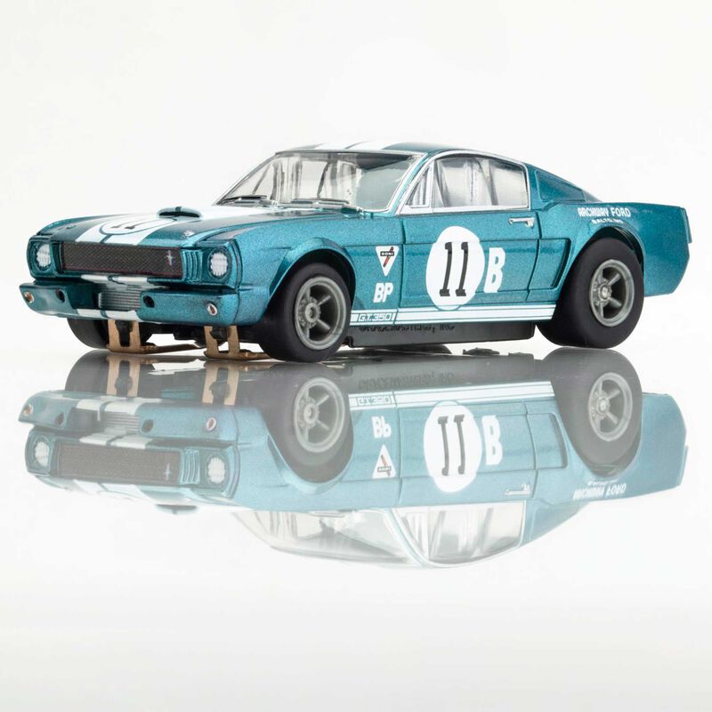 AFX Racing 22071 HO (1/64) Shelby GT350R 1965 Donohue White/Blue