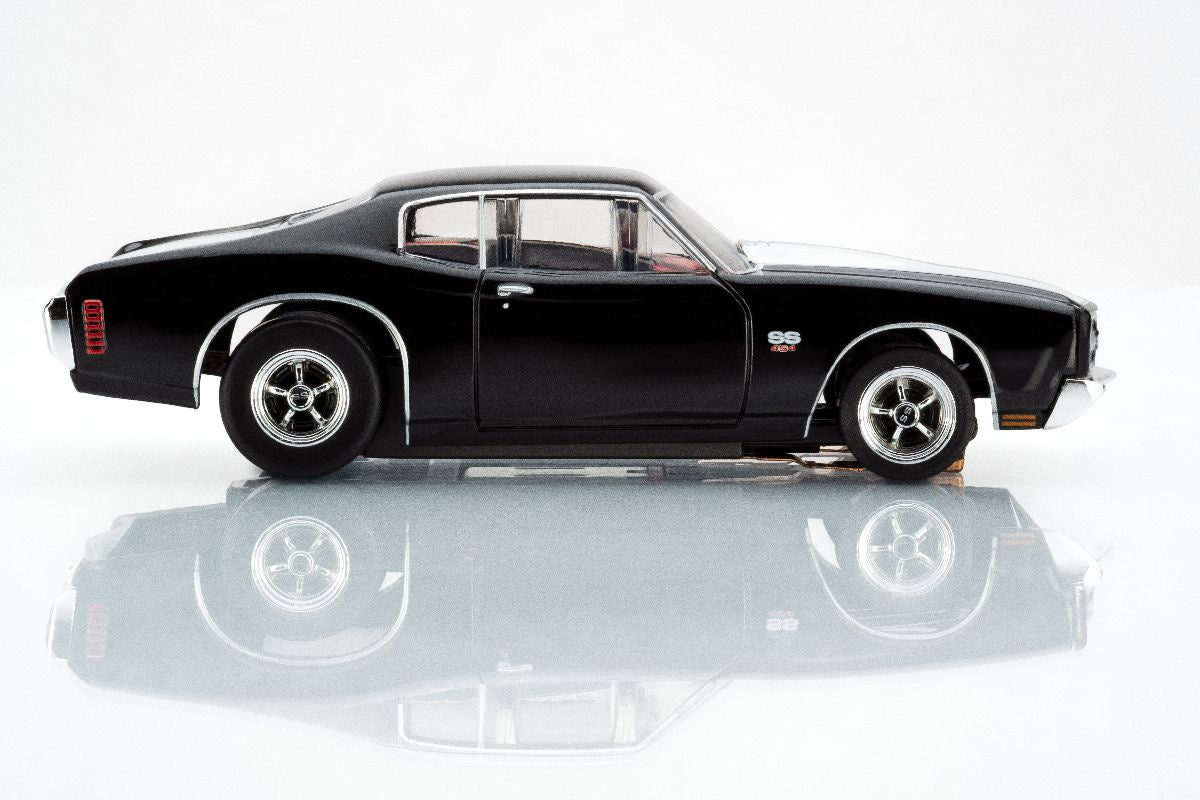 AFX 22118 1970 Cevelle LS6 SS 454 Black White Stripe