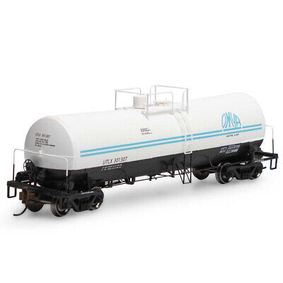 Athearn HO RTR 16,000-Gallon Clay Slurry Tank,UTLX #301307 - ATH16359