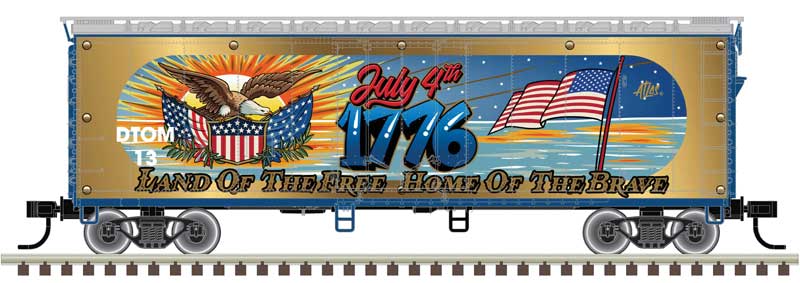 HO 40' Plug-Door Boxcar - Ready to Run -- 4th of July (gold, blue, silver, Holiday Graphics)