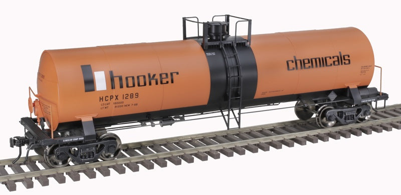 Atlas O 17,360-Gallon Tankcar - 3-Rail - Ready to Run -- Hooker (orange/white/black) #1289