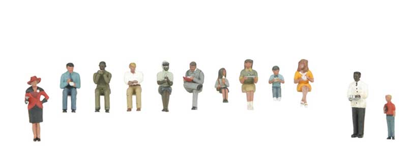 Atlas O Madison Heavyweight Figure Set - Premier -- Travelers Set #2 pkg(12) - ATO3009951