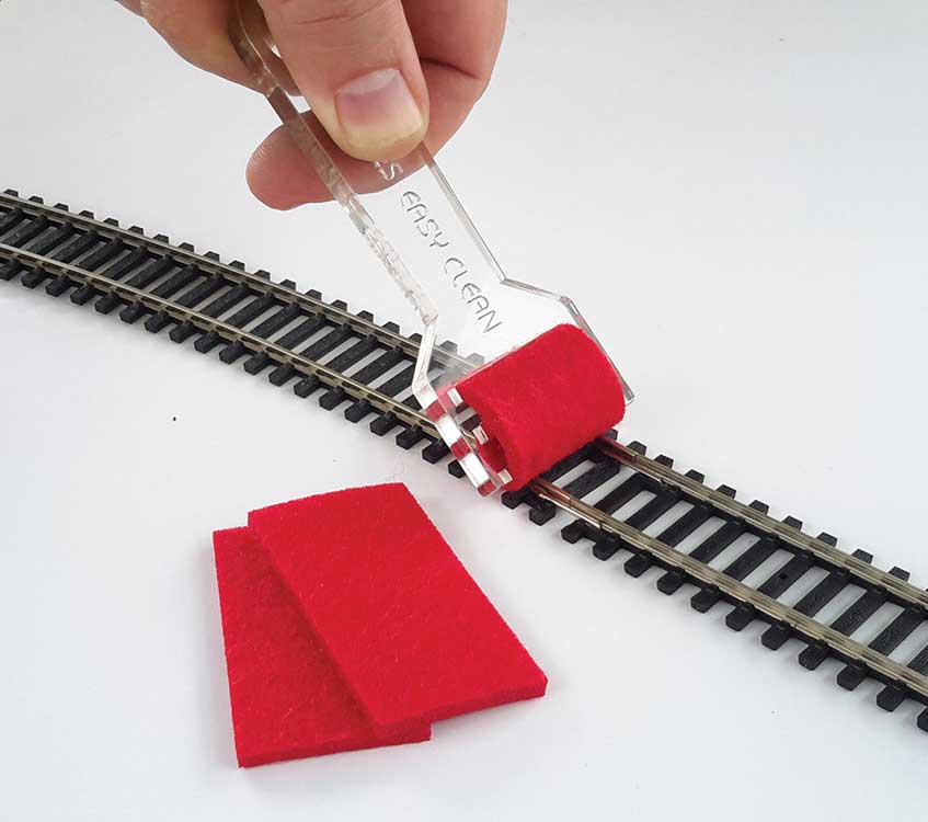 Bachmann Trains Hand-Held Track Cleaner -- For HO, N & On30 Scales - BAC39013