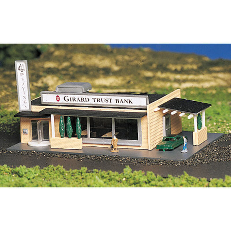 Bachmann Trains N Built-Up Drive-Up Bank - BAC45804