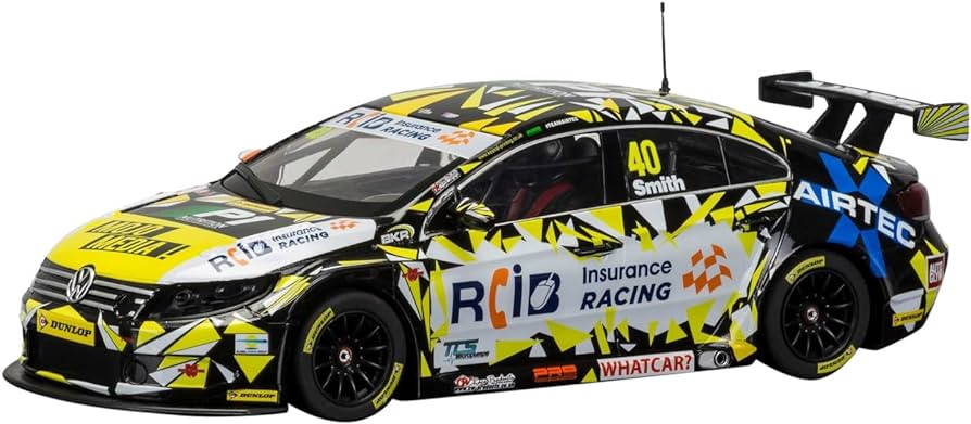 Scalextric BTCC VW PASSAT 2016 BRITISH TOURING CAR #40 - C3864