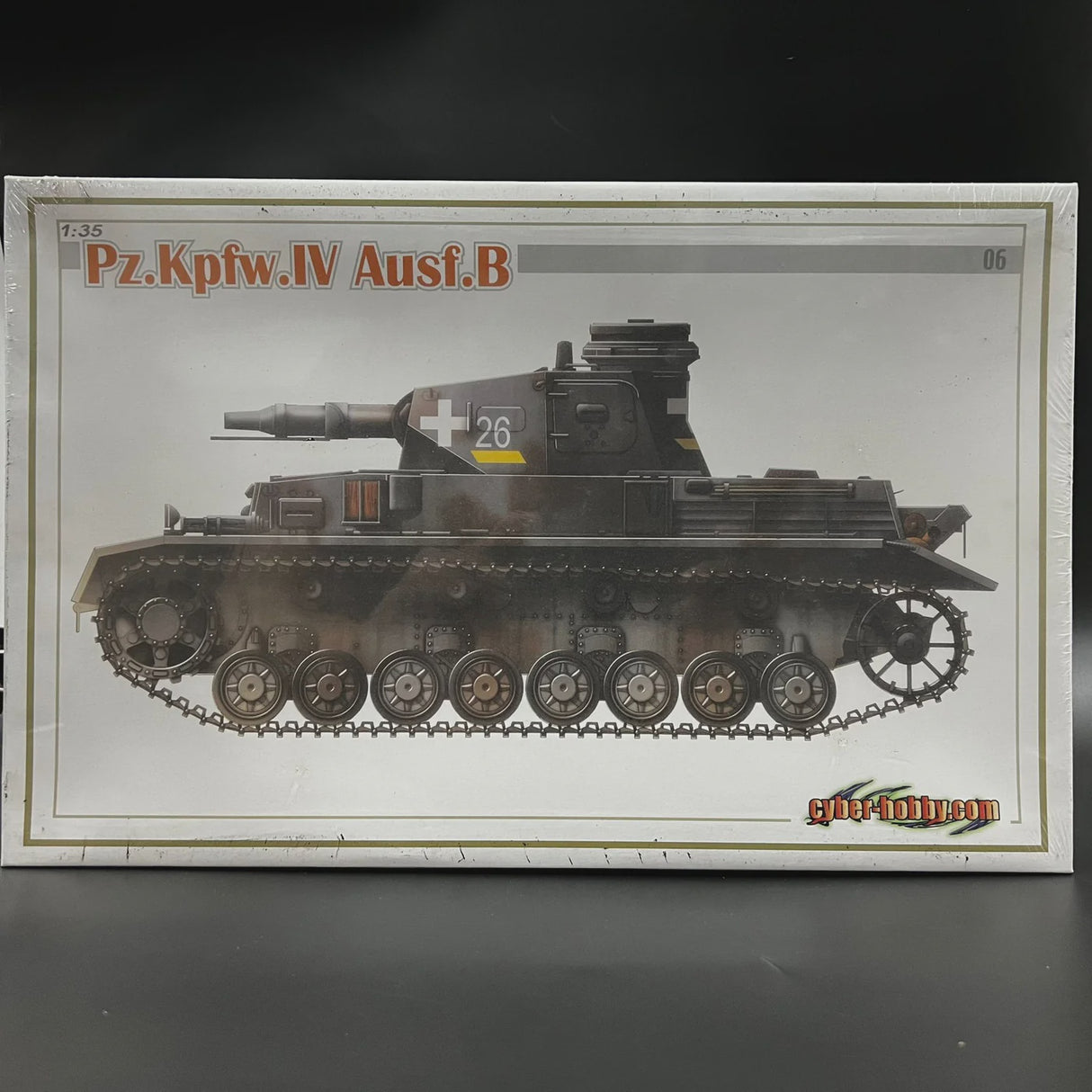 Dragon (Cyber-Hobby) #6297 - 1/35 Pz. Kpfw. IV Ausf. B Plastic Model Kit
