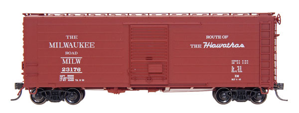 40' Rib-Side Boxcar - Ready to Run -- Milwaukee Road (Boxcar Red, Hiawatha Slogan, Youngstown Doors)