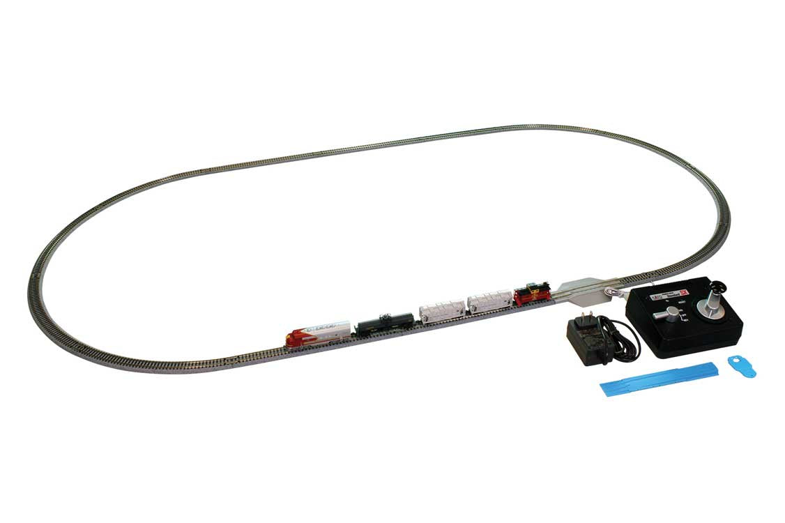 Kato N 106-0049 Freight Train Starter Set - Standard DC -- Santa Fe EMD F7, 4 Cars, Unitrack Oval, Power Pack SX