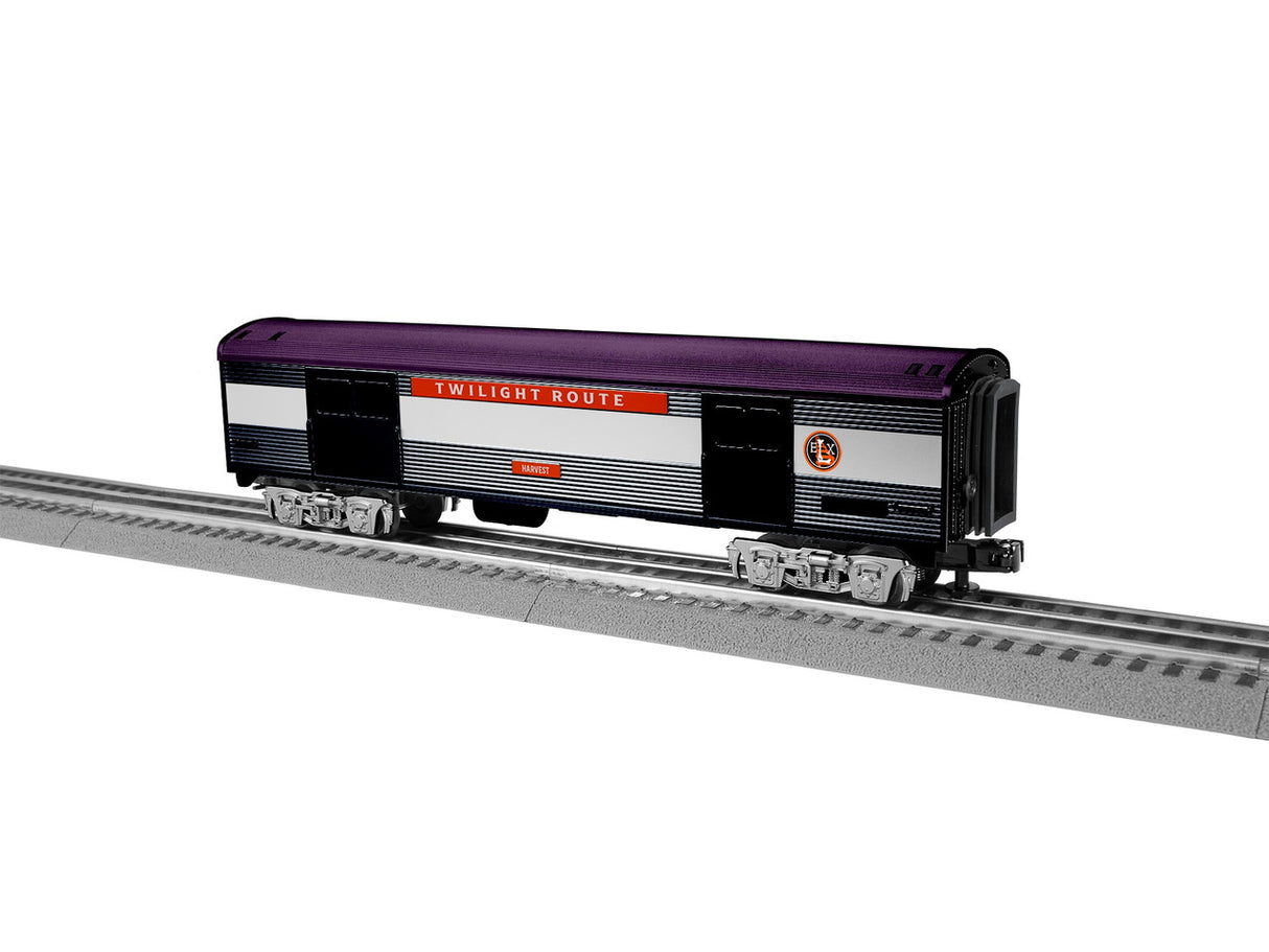 O RTR Halloween Streamlined Baggage Coach Harvest