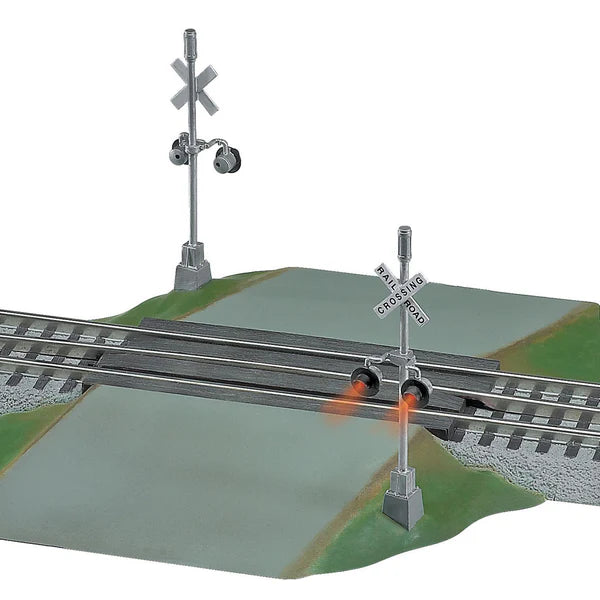 Lionel O FasTrack Grade Crossing w/Fla - LNL612052