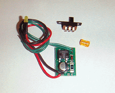 Flasher/Beacons (PC Board measures 1-3/8 x 1/2 x 1/8" 3.4 x 1.2 x .3cm) -- Roof Top Beacon with 3mm Amber LED (Use with 9-14 Volts AC or DC)