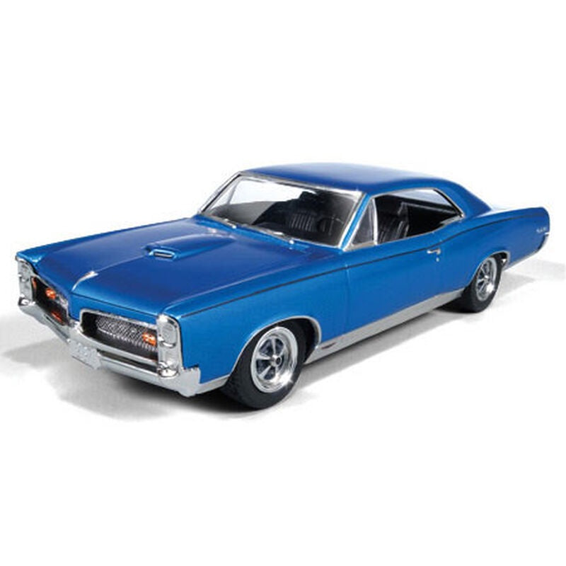 MPC 1/24 1967 Pontiac GTO Plastic Model Kit