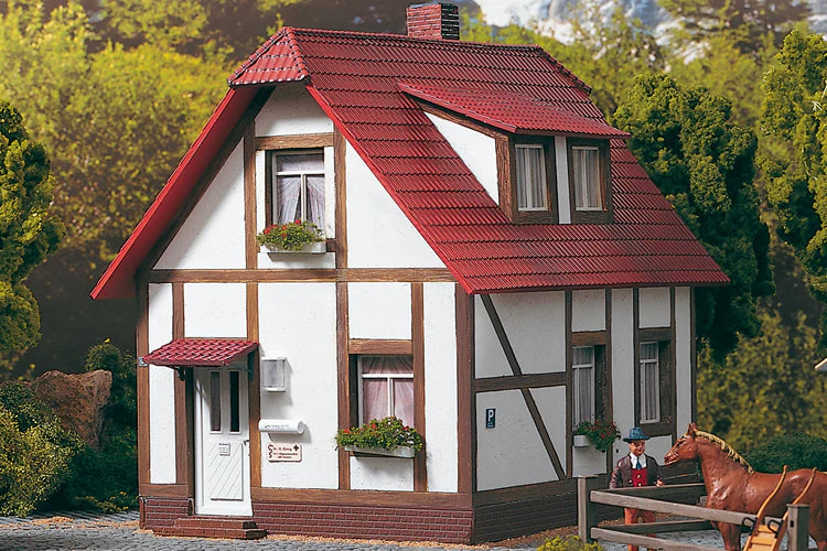 Piko 62050 Kings Half Timber House, Building Kit (G-Scale)