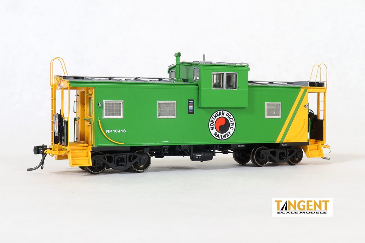 Northern Pacific (NP) "Delivery 1969" w/ Pyle Lanterns NP International Wide-vision Caboose - #10412